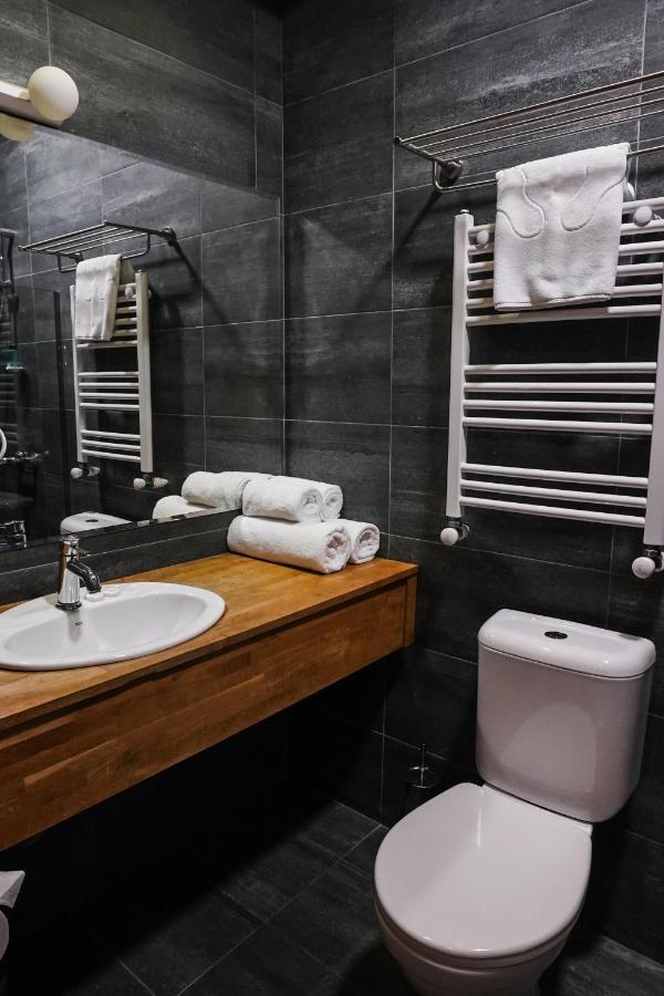 Hotel Stancia Kazbegi - City Center Екстер'єр фото