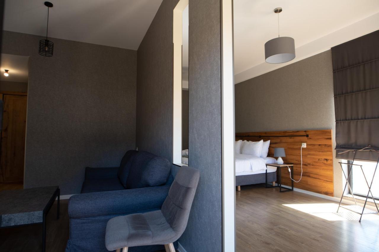 Hotel Stancia Kazbegi - City Center Екстер'єр фото